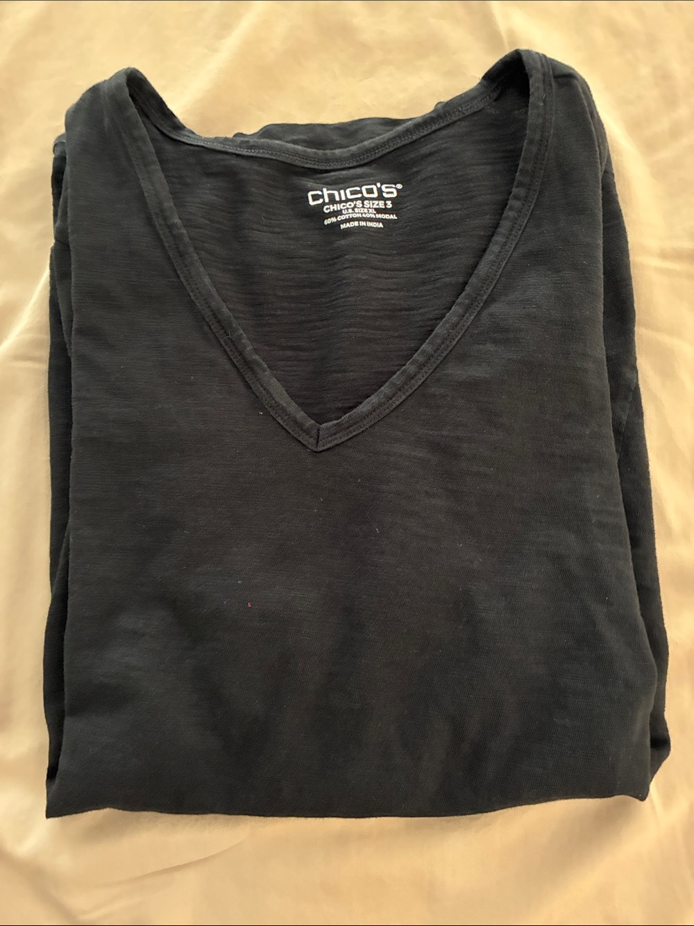 Chico's Size 3 Women's Black V-Neck Short Sleeve Tee